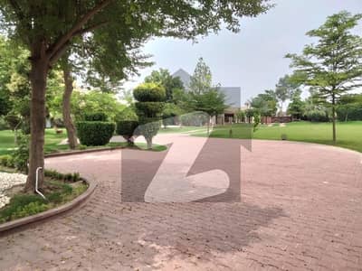 بیدیاں روڈ لاہور میں 3 کمروں کا 8 کنال فارم ہاؤس 95.0 ہزار میں کرایہ پر دستیاب ہے۔ بیدیاں روڈ لاہور میں 3 کمروں کا 8 کنال فارم ہاؤس 95.0 ہزار میں کرایہ پر دستیاب ہے۔