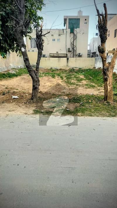 10 Marla Plot For Sale