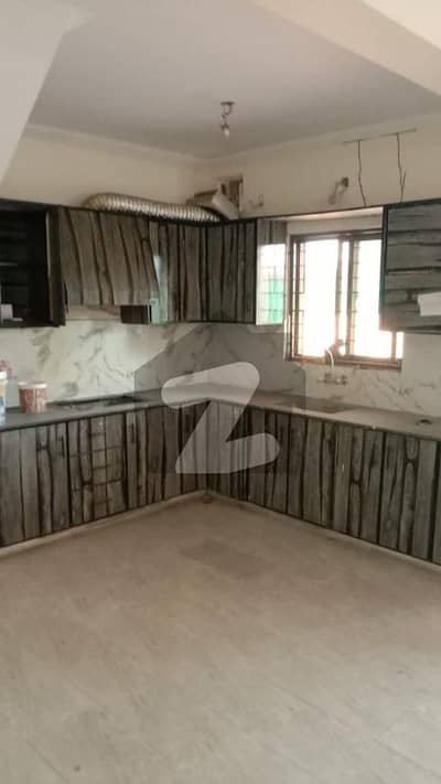 خیابان امین - بلاک این خیابانِ امین,لاہور میں 3 کمروں کا 5 مرلہ مکان 1.08 کروڑ میں برائے فروخت۔