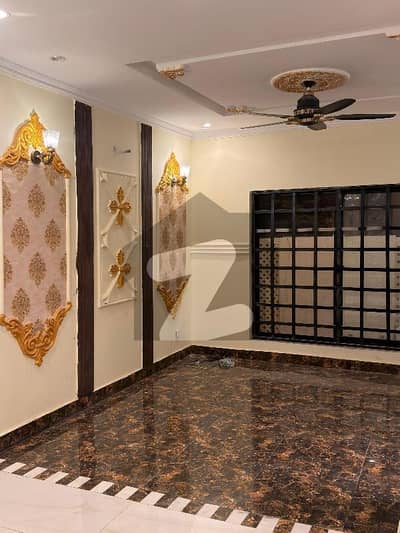 ڈی ایچ اے 11 رہبر فیز 2 ڈی ایچ اے 11 رہبر,لاہور میں 3 کمروں کا 5 مرلہ مکان 2.35 کروڑ میں برائے فروخت۔ ڈی ایچ اے 11 رہبر فیز 2 ڈی ایچ اے 11 رہبر,لاہور میں 3 کمروں کا 5 مرلہ مکان 2.35 کروڑ میں برائے فروخت۔