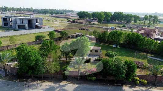 Lahore Greenz Luxury Farmhouse Society Prime location on Main Bedian Road