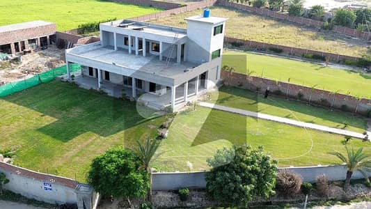 Le Greenz Luxury Farmhouse Society Prime location on Main Bedian Road