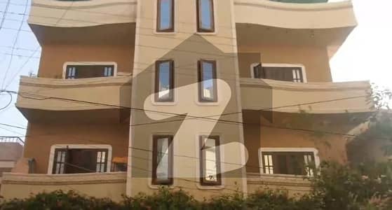 گلشنِ اقبال گلشنِ اقبال ٹاؤن,کراچی میں 10 کمروں کا 1 کنال مکان 8.5 لاکھ میں کرایہ پر دستیاب ہے۔