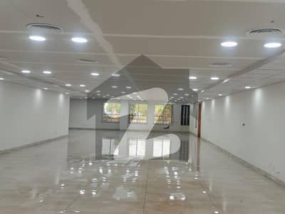 Gulberg Prime Location 4110 Sqft Decent Office Is Available For Rent