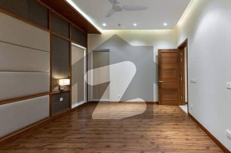 1 Kanal Designer Bungalow For Rent Phase 3