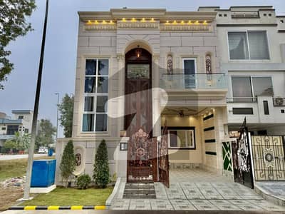 Modern Classic House 5 Marla Double Height House