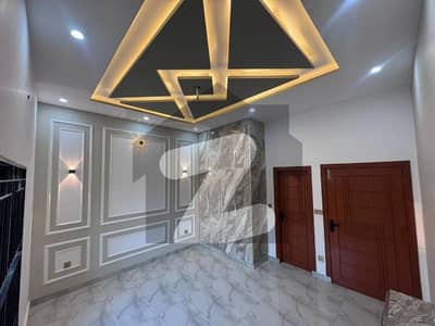 ڈی ایچ اے 11 رہبر لاہور میں 3 کمروں کا 5 مرلہ مکان 75.0 ہزار میں کرایہ پر دستیاب ہے۔