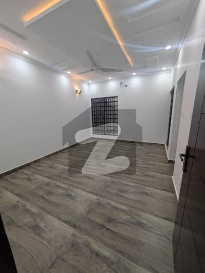 گلبرگ ریزیڈنشیا گلبرگ,اسلام آباد میں 3 کمروں کا 7 مرلہ بالائی پورشن 75.0 ہزار میں کرایہ پر دستیاب ہے۔