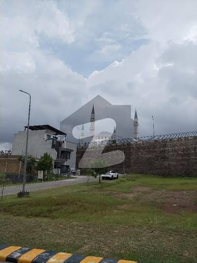 10 Marla J Block 70 Feet Road