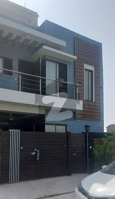 5 MARLA BRAND NEW HOUSE FOR SALE