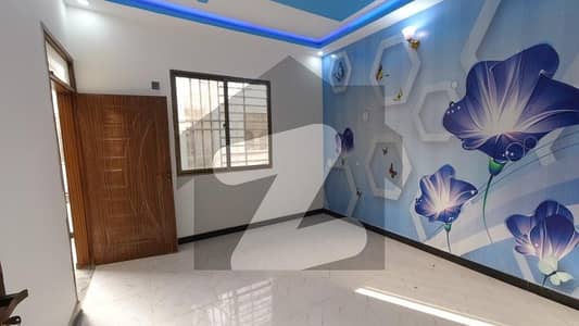 In Gulshan-E-Iqbal - Block 13-D2 Of Karachi, A 170 Square Yards House Is Available