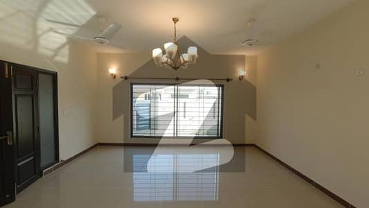 Elegant 5-Bedroom House for Sale in Askari 6