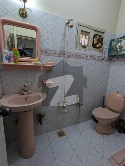 PORTION AVAILABLE ON COMMERCIAL RENT