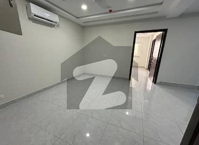 بحریہ انکلیو بحریہ ٹاؤن,اسلام آباد میں 2 کمروں کا 6 مرلہ فلیٹ 60.0 ہزار میں کرایہ پر دستیاب ہے۔