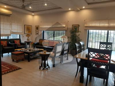 18 Marla Corner Designer House For Sale In Bani gala