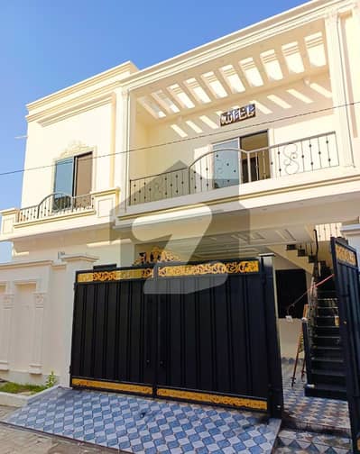 Prime Location 5 Marla House For sale In Rs. 13000000 Only