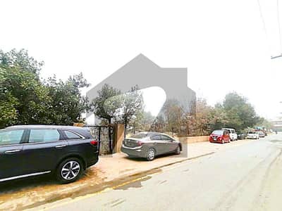 Prime Location Flat In Johar Town Phase 1 - Block F Sized 360 Square Feet Is Available