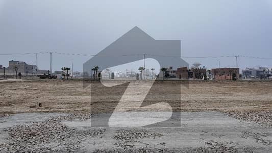 پیراگون سٹی لاہور میں 10 مرلہ رہائشی پلاٹ 1.95 کروڑ میں برائے فروخت۔