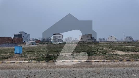 20 Marla Ready To Build Plot At Main Boulevard At Investor Price For Sale