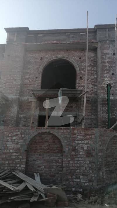 sector g corner of main back