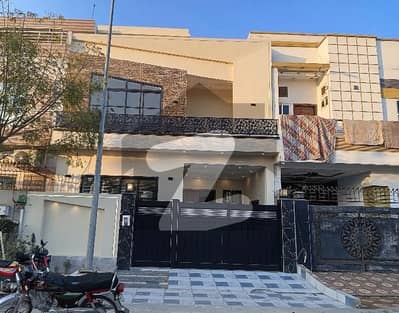 سٹی ہاؤسنگ سوسائٹی گوجرانوالہ میں 4 کمروں کا 5 مرلہ مکان 2.3 کروڑ میں برائے فروخت۔