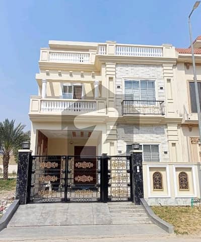 Prime Location 5 Marla House For sale Available In Citi Housing Society