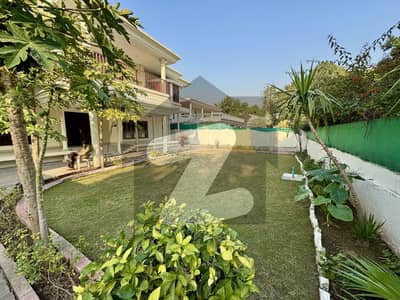 Double Gate House With Big Lawn For Rent In E-7 On Prime Location