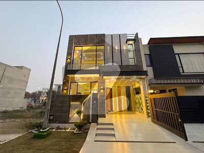 BRAND NEW MODERN AND LUXURY HOUSE FOR SALE AVAILABLE IN DHA 9 TOWN