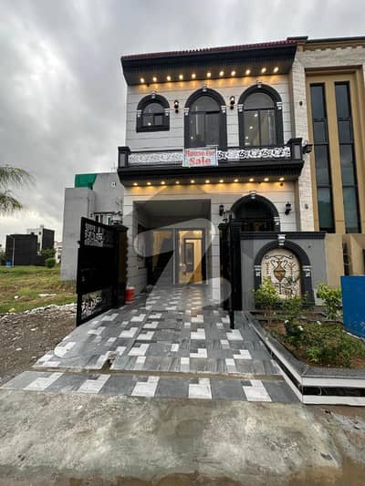 ال-کبیر فیز 2 - بلاک ای الکبیر ٹاؤن - فیز 2,الکبیر ٹاؤن,رائیونڈ روڈ,لاہور میں 4 کمروں کا 3 مرلہ مکان 55.0 ہزار میں کرایہ پر دستیاب ہے۔