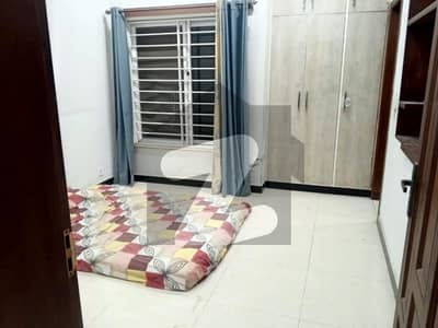 سوان گارڈن اسلام آباد میں 3 کمروں کا 10 مرلہ مکان 85.0 ہزار میں کرایہ پر دستیاب ہے۔