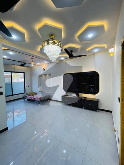 First Entry Brand New House Available For Rent in G11