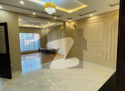 اتحاد ٹاؤن فیز ١ اتحاد ٹاؤن,رائیونڈ روڈ,لاہور میں 5 کمروں کا 5 مرلہ مکان 1.25 لاکھ میں کرایہ پر دستیاب ہے۔