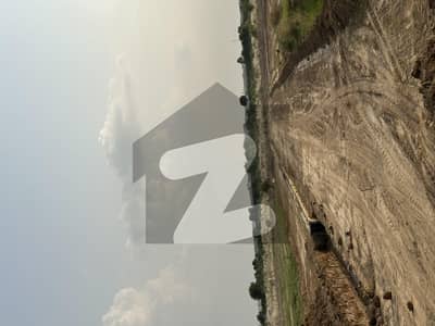 گلبرگ گرینز ۔ بلاک بی گلبرگ گرینز,گلبرگ,اسلام آباد میں 4 کنال رہائشی پلاٹ 4.25 کروڑ میں برائے فروخت۔