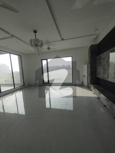 32 Marla Beautiful House Available For Rent Near All Facilities