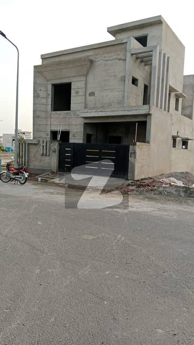 8 Marla grey Structure house available in sector V