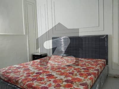 2 BEDS LOUNGE STUDIO FLAT MUSLIM COM PHASE 6. KARACHI