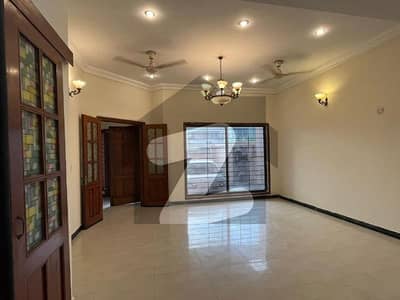 500 Yards Bungalow For Rent DHA Phase 6