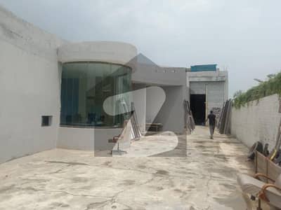 بیدیاں روڈ لاہور میں 4 کمروں کا 2 کنال فیکٹری 2.25 لاکھ میں کرایہ پر دستیاب ہے۔