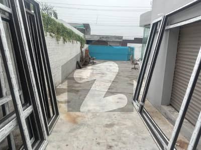 بیدیاں روڈ لاہور میں 4 کمروں کا 2 کنال فیکٹری 2.25 لاکھ میں کرایہ پر دستیاب ہے۔