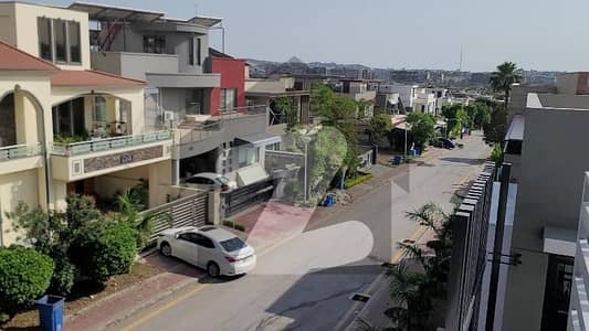 24 Marla used house for sale. Good Condition. Asking Price 6.50 Crore 24 Marla used house for sale. Good Condition. Asking Price 6.50 Crore