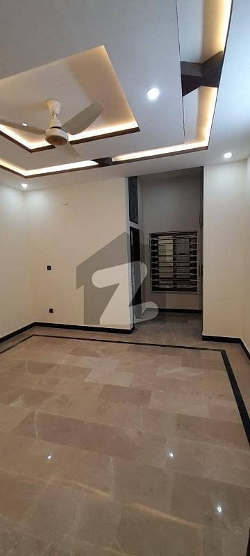 جناح گارڈنز فیز 1 جناح گارڈنز,ایف ای سی ایچ ایس,اسلام آباد میں 4 کمروں کا 7 مرلہ مکان 1.15 لاکھ میں کرایہ پر دستیاب ہے۔