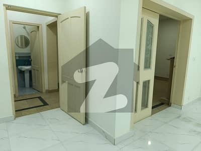 ایڈن ایونیو ایکسٹینشن لاہور میں 3 کمروں کا 10 مرلہ مکان 3.55 کروڑ میں برائے فروخت۔