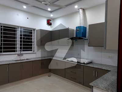 10 Marla upper Portion for Rent Paragon City