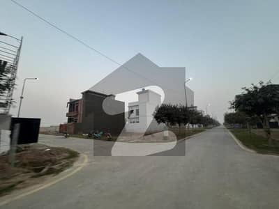 Plot For Sale In Platinium Block