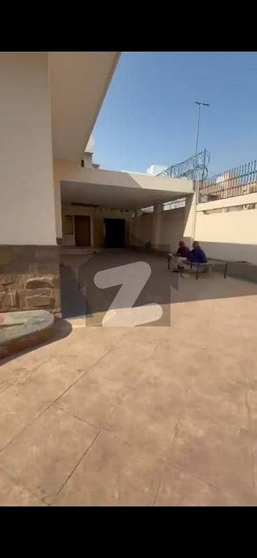 کلفٹن ۔ بلاک 4 کلفٹن,کراچی میں 1 کنال مکان 6.0 لاکھ میں کرایہ پر دستیاب ہے۔