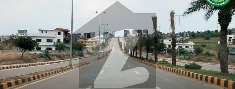 ڈی ایچ اے فیز 5 - سیکٹر ایف ڈی ایچ اے ڈیفینس فیز 5,ڈی ایچ اے ڈیفینس,اسلام آباد میں 10 مرلہ رہائشی پلاٹ 2.25 کروڑ میں برائے فروخت۔