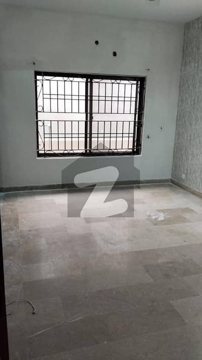 جی ۔ 11/3 جی ۔ 11,اسلام آباد میں 4 کمروں کا 8 مرلہ مکان 1.7 لاکھ میں کرایہ پر دستیاب ہے۔