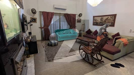 1 Kanal Brigediar House For Rent