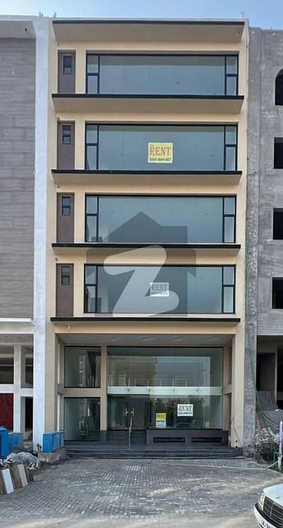 ڈی ایچ اے فیز 8 - کمرشل براڈوے ڈی ایچ اے فیز 8,ڈیفنس (ڈی ایچ اے),لاہور میں 8 مرلہ دفتر 1.75 لاکھ میں کرایہ پر دستیاب ہے۔