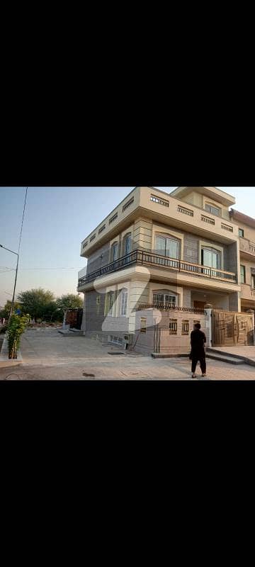 G-13/1 25*40 Brand New Proper Corner Triple Story Full Basement With Extra Land House For Sale Masjid, Park, Market, Filter Water, School And Play Ground